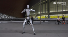 宇树科技发布Unitree H2新一代仿生人形机械人：身